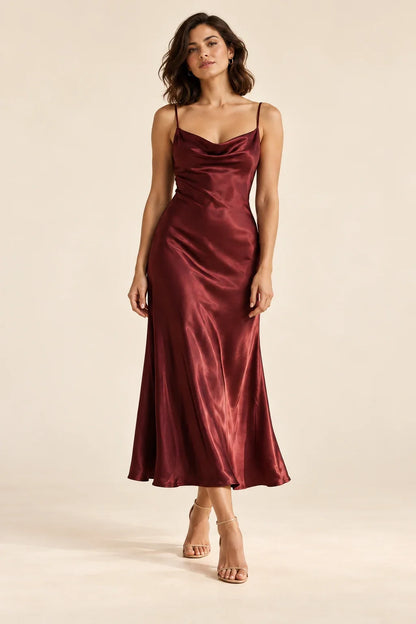 Vestido Éloise en borgoña · Frente