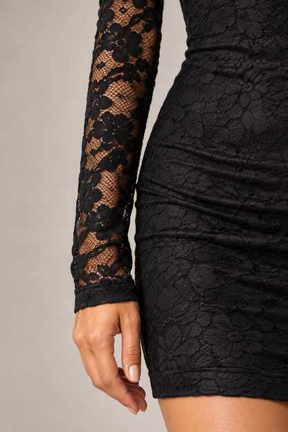 Vestido de Encaje Noire · SILKARA — detalle de la prenda